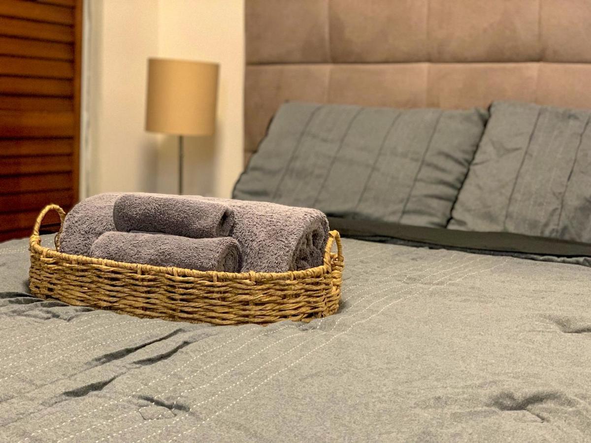 Cozy Studio Retreat With Private Parking And Free Laundry Ponce Εξωτερικό φωτογραφία